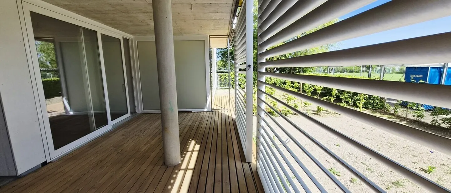 Appartamento moderno di 2,5 locali in affitto a Zurigo-Schwamendingen! - Foto 3 di 8