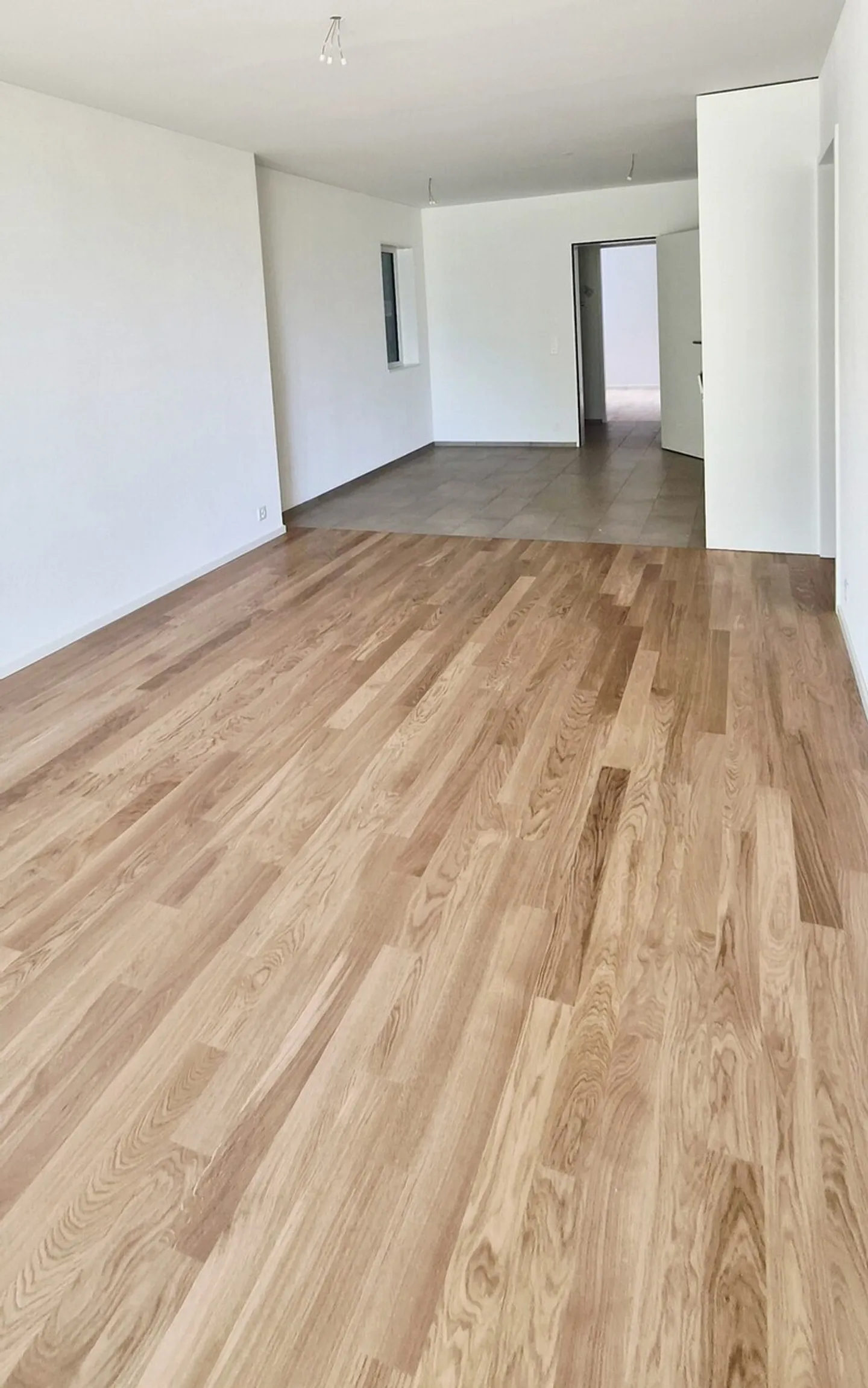 Appartamento moderno di 2,5 locali in affitto a Zurigo-Schwamendingen! - Foto 7 di 8