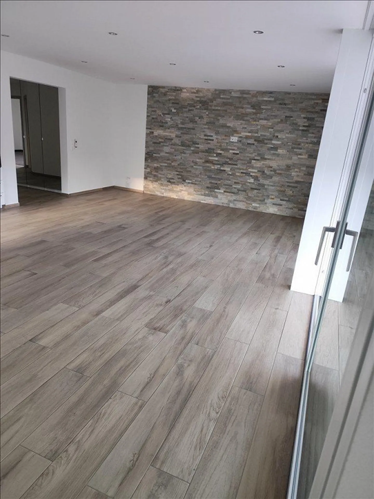 Modernes Büro im Grünen - Foto 3 von 16