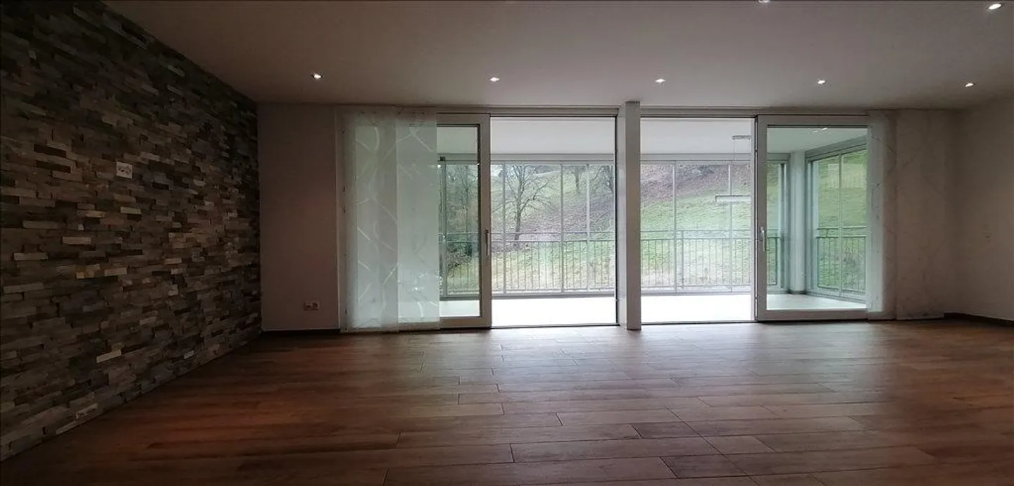 Modernes Büro im Grünen - Foto 7 von 16