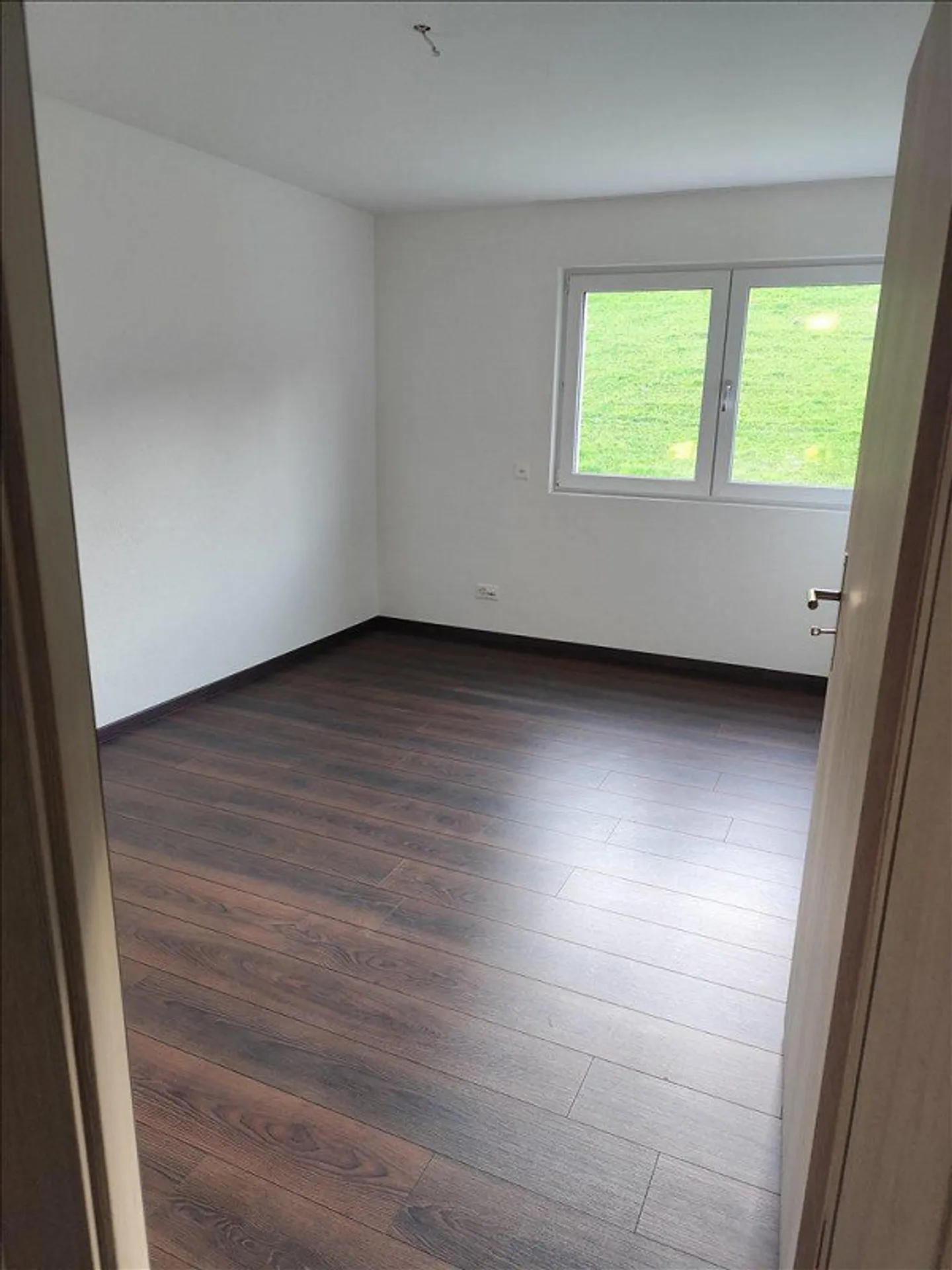 Modernes Büro im Grünen - Foto 11 von 16