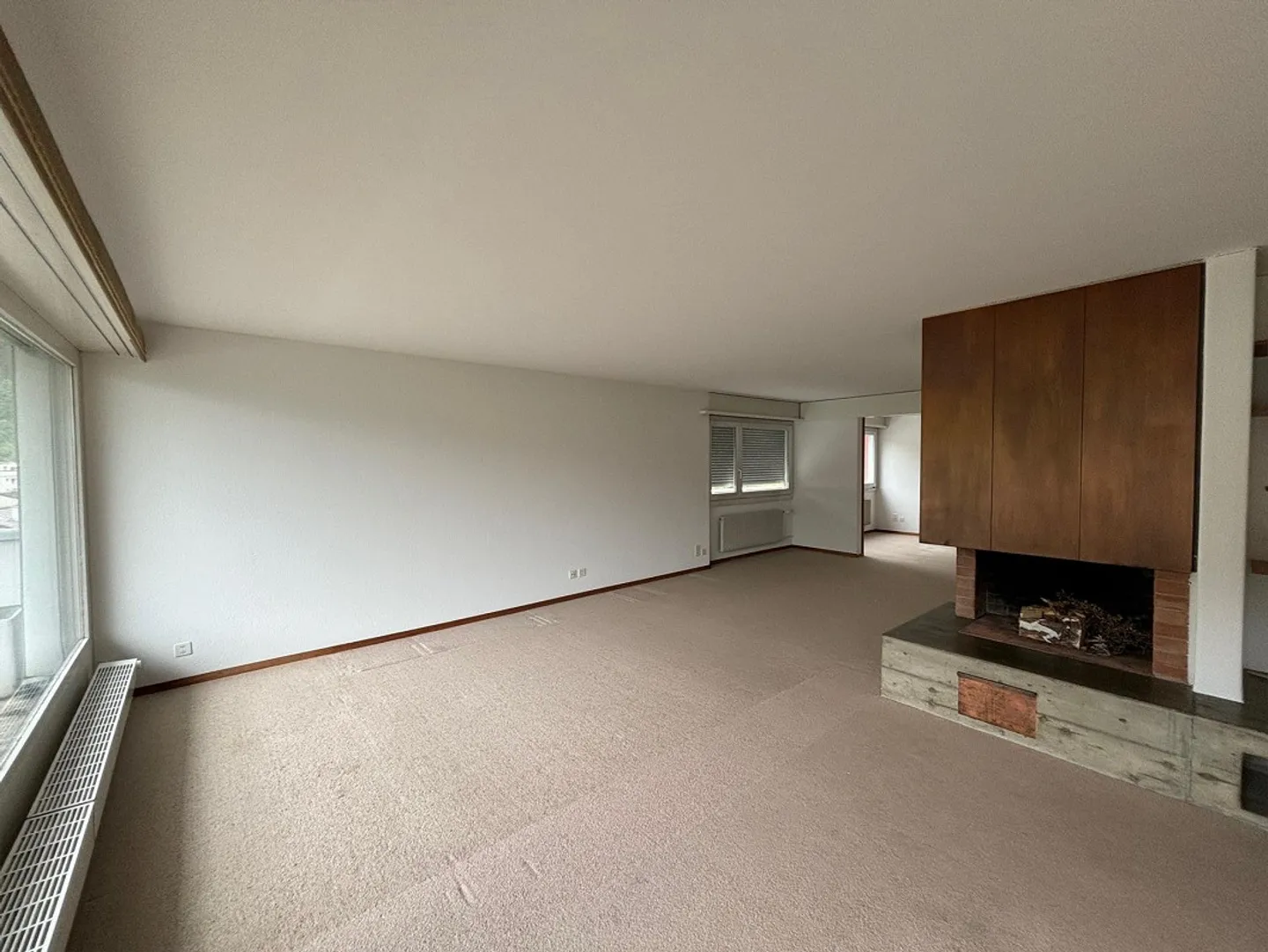 Temporary 6-room penthouse apartment with communal pool - Photo 1 of 15