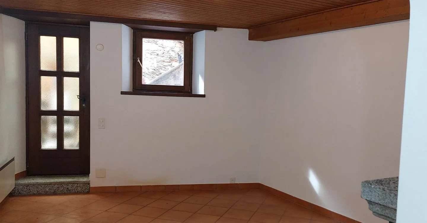 Appartamento Incantevole Vicino all'Ospedale - Foto 3 di 9