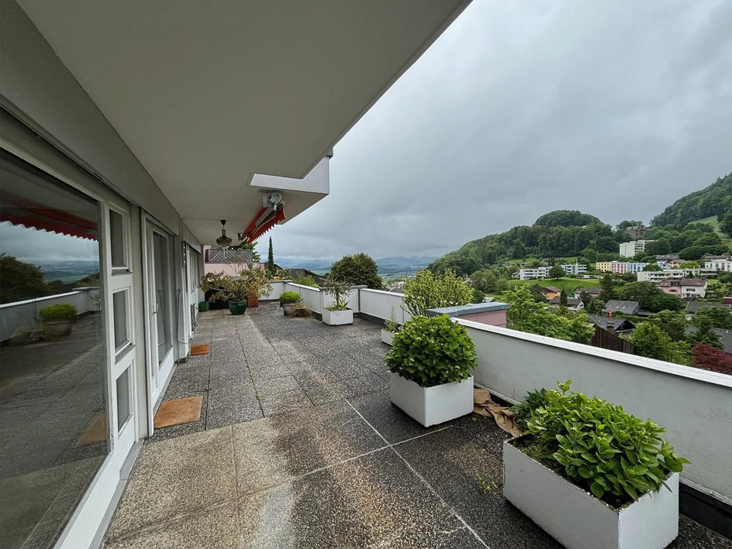 Temporary 6-room penthouse apartment with communal pool - Photo 13 of 15