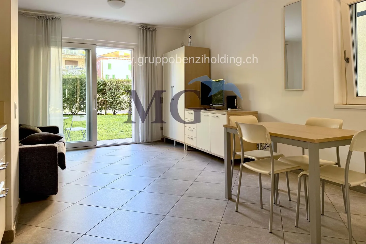 Appartamento con giardino, a pochi passi dal lago di Lugano. - Foto 6 di 20