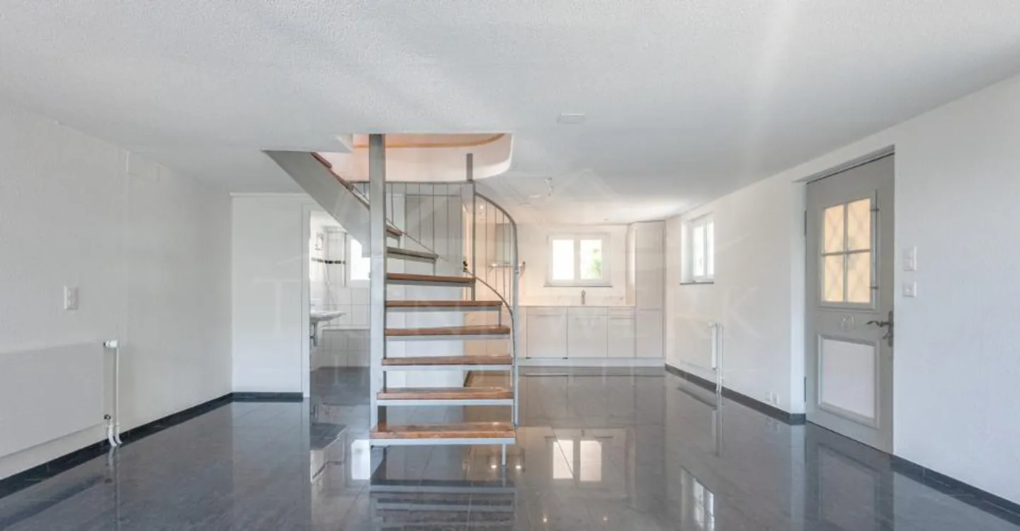 Maison Jumelée Charmante - Photo 2 sur 10