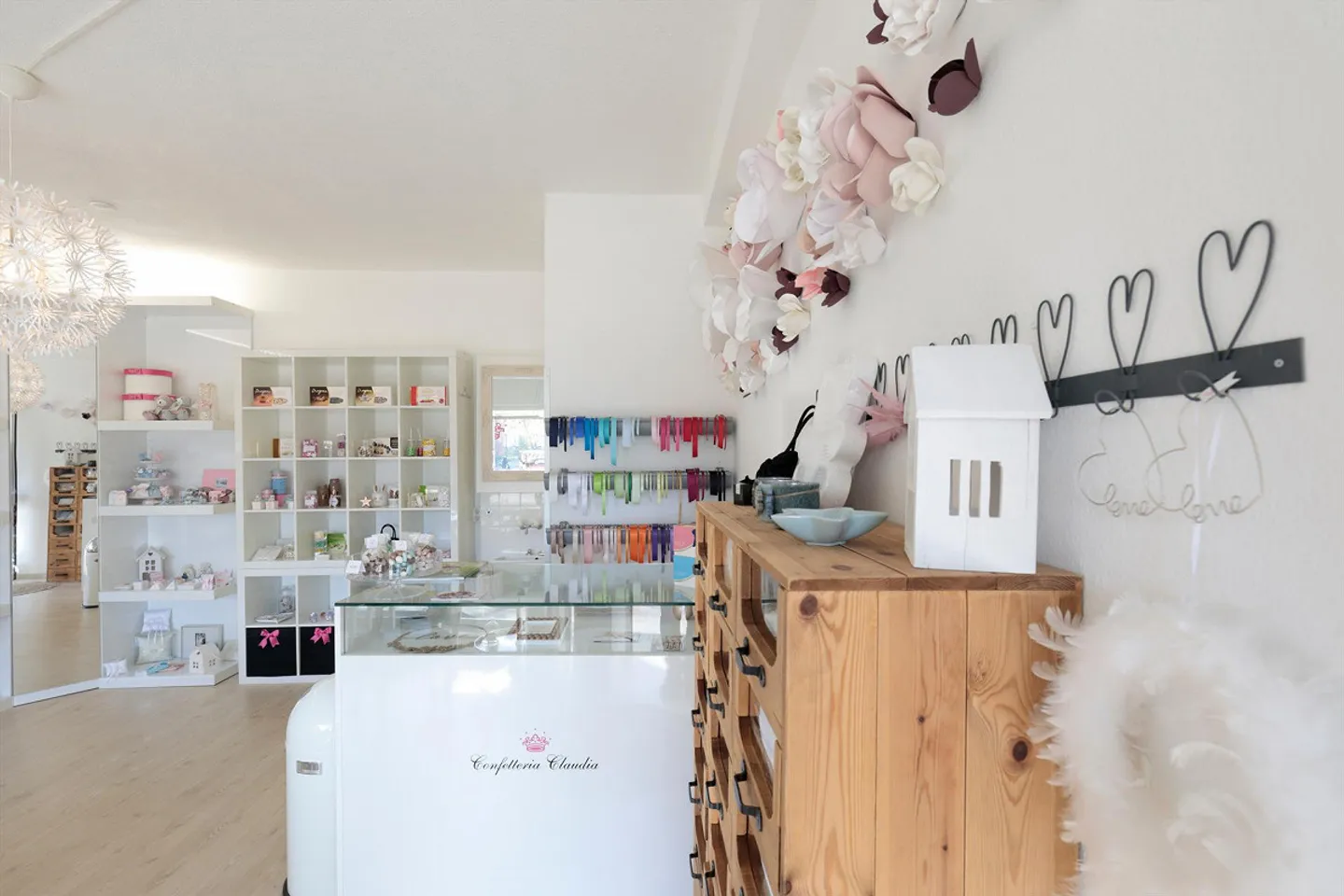 Large Shop Window in Kloten in the Hohrainli District - Photo 6 of 14