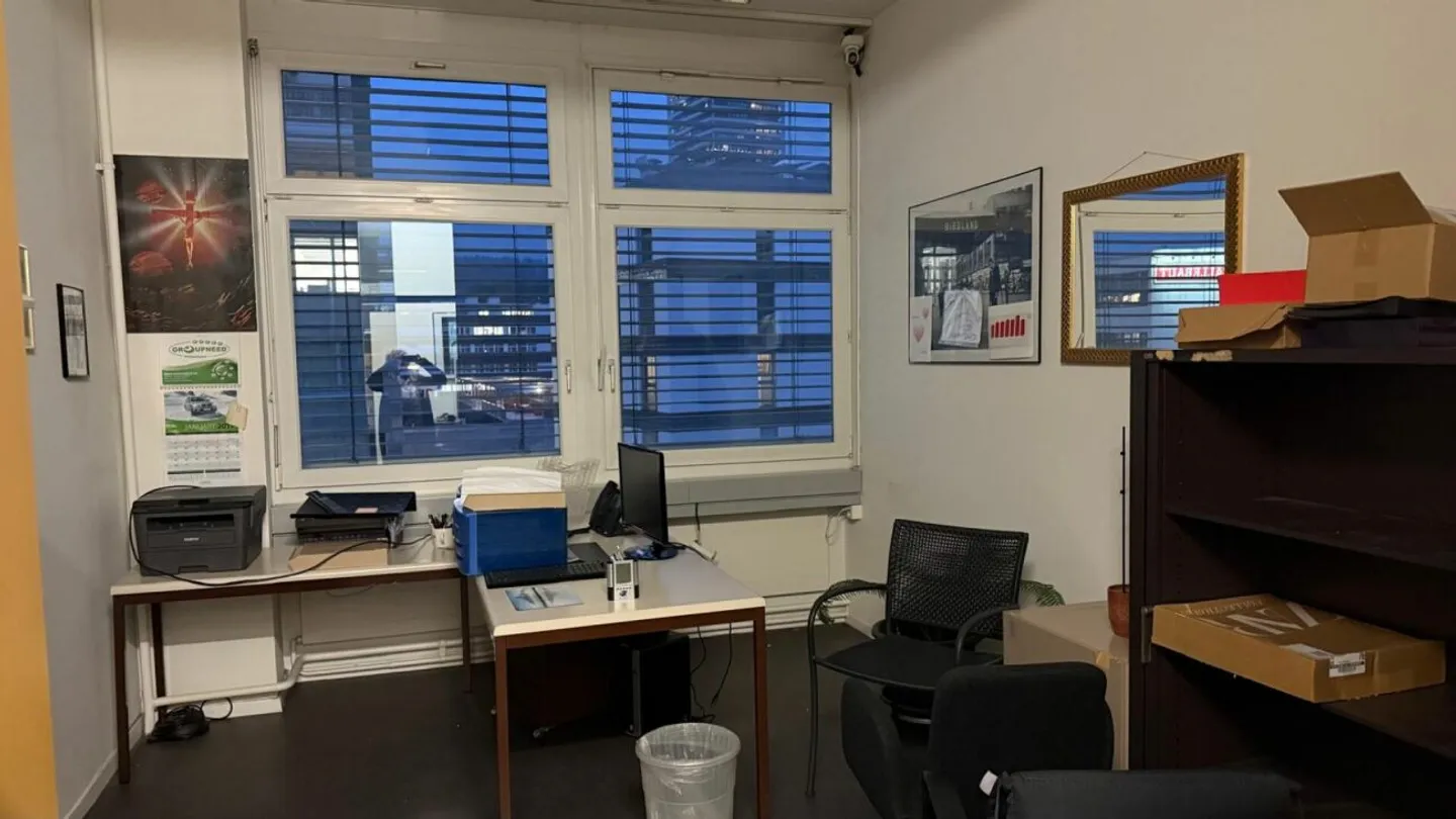 Vielseitige Gewerbefläche in Dübendorf - Foto 4 von 6