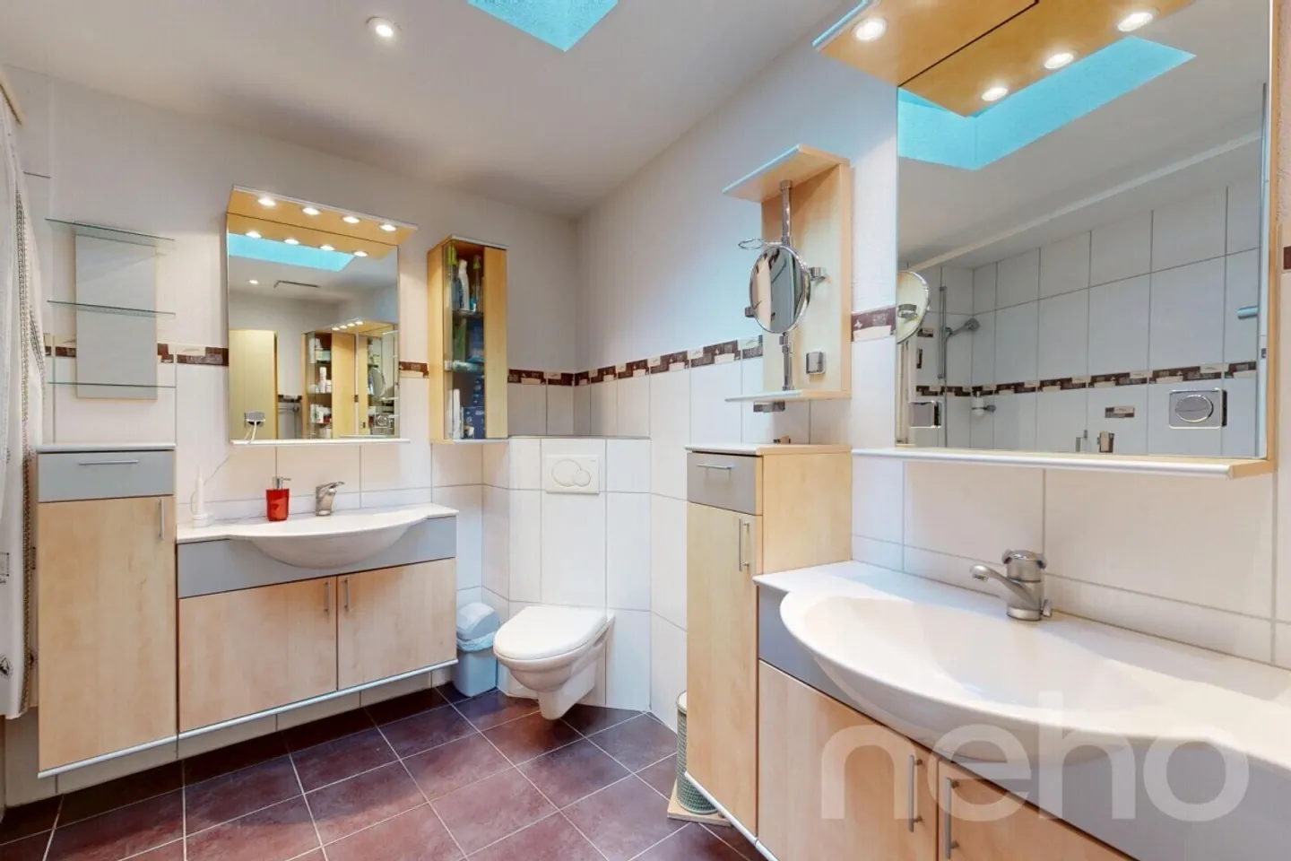 Ampia casa bifamiliare con appartamento e vista panoramica - Foto 4 di 12