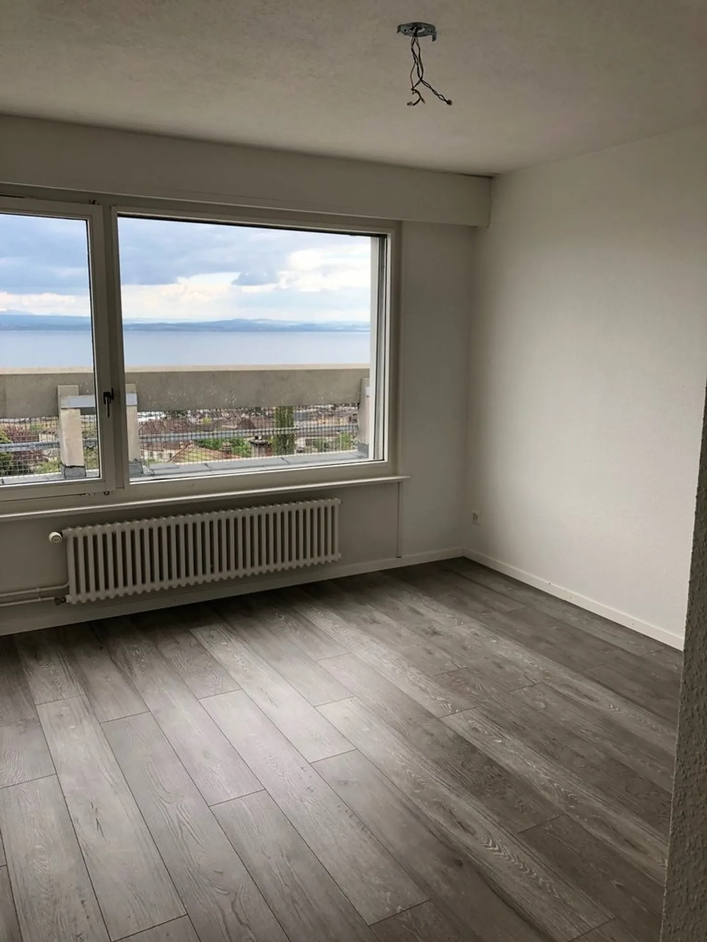 Appartamento attico a Neuchatel - Foto 3 di 12