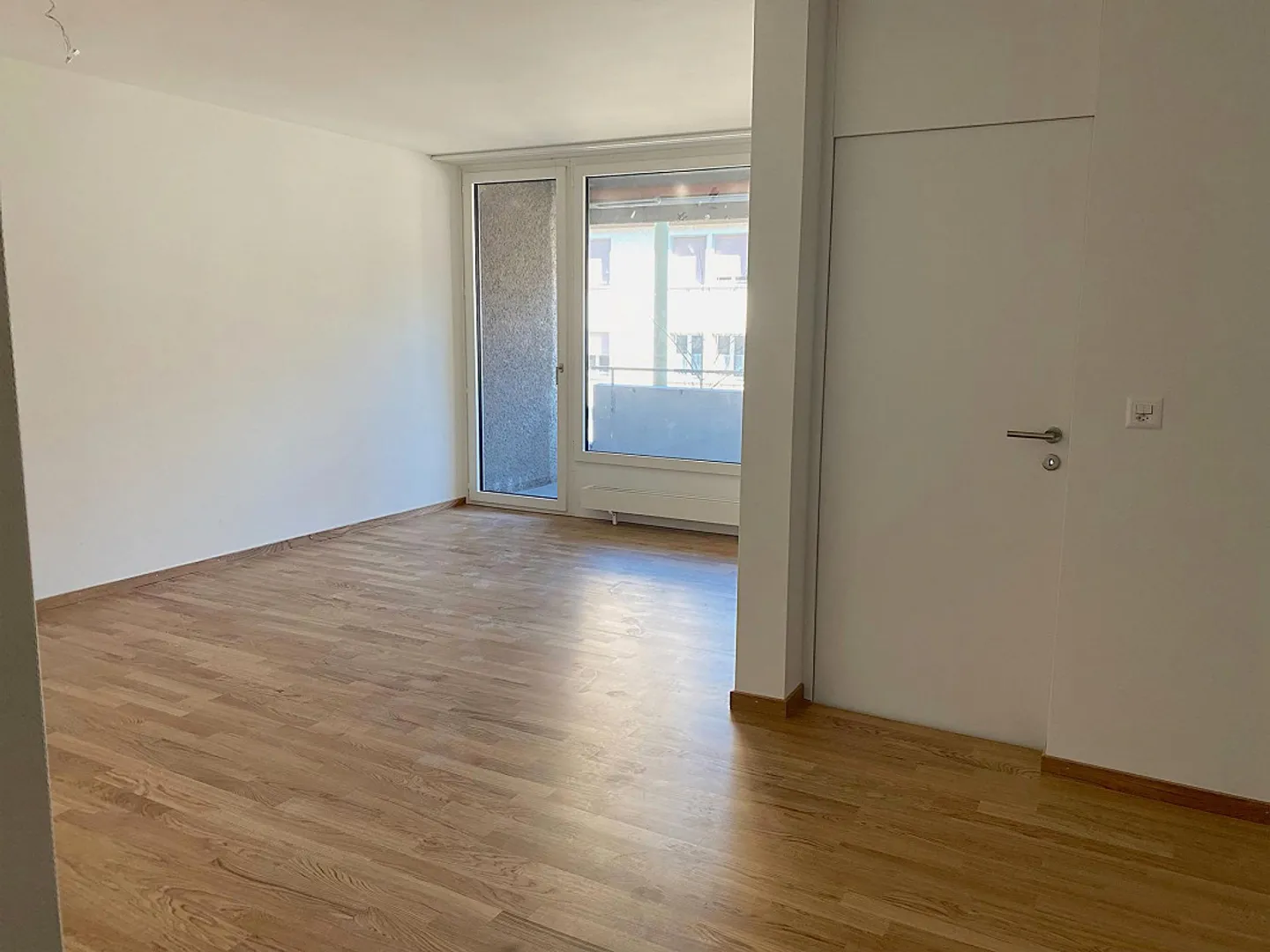 Appartement 3.5 pièces avec balcon - Photo 2 sur 11