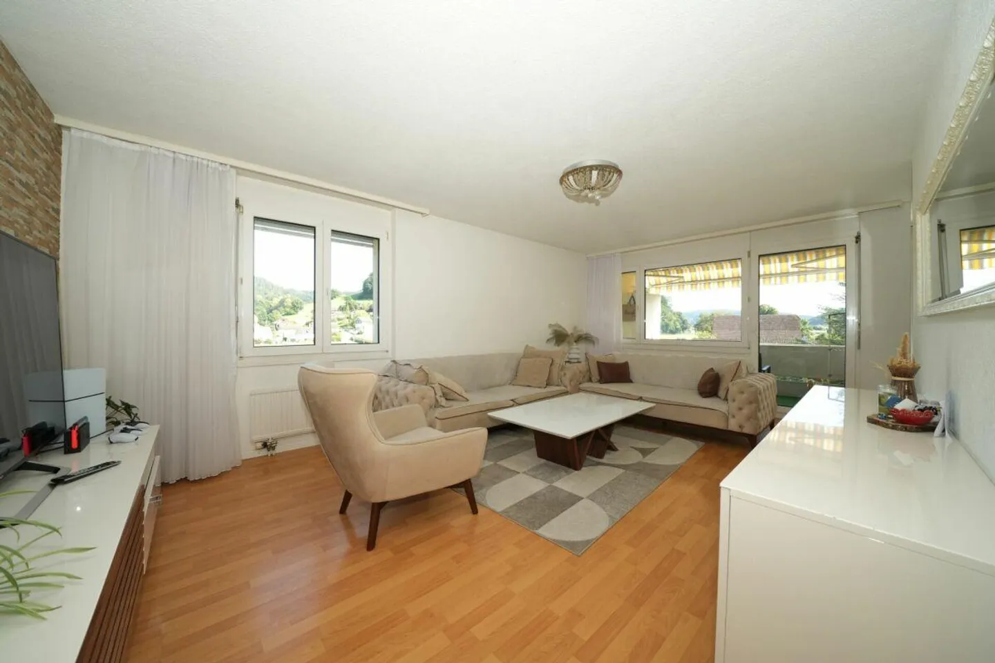 Family-friendly apartment in a central location - Photo 4 of 8