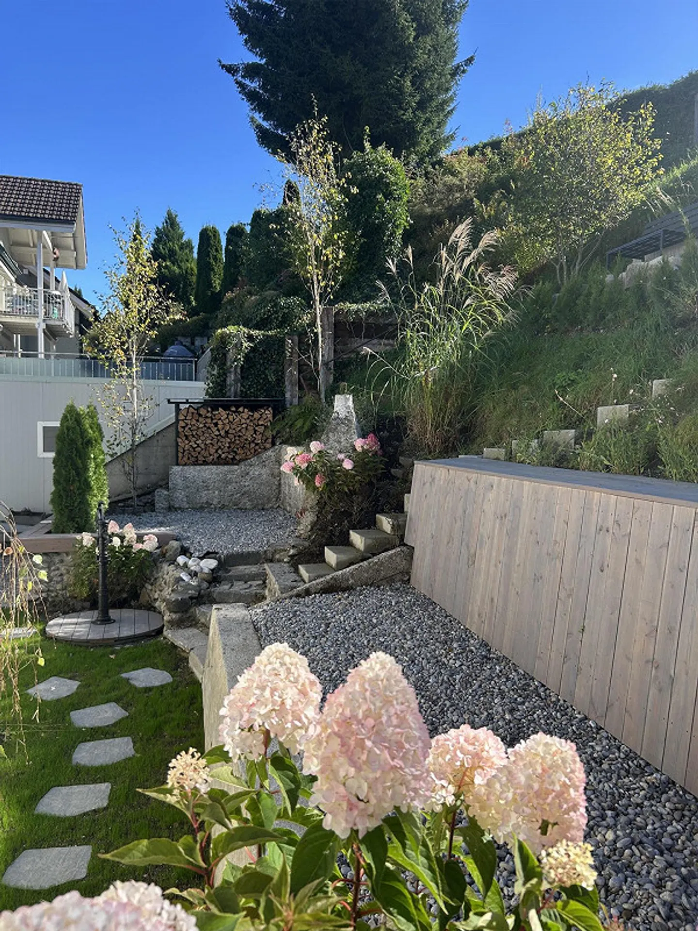 Maison moderne avec un appartement séparé - Photo 13 sur 18