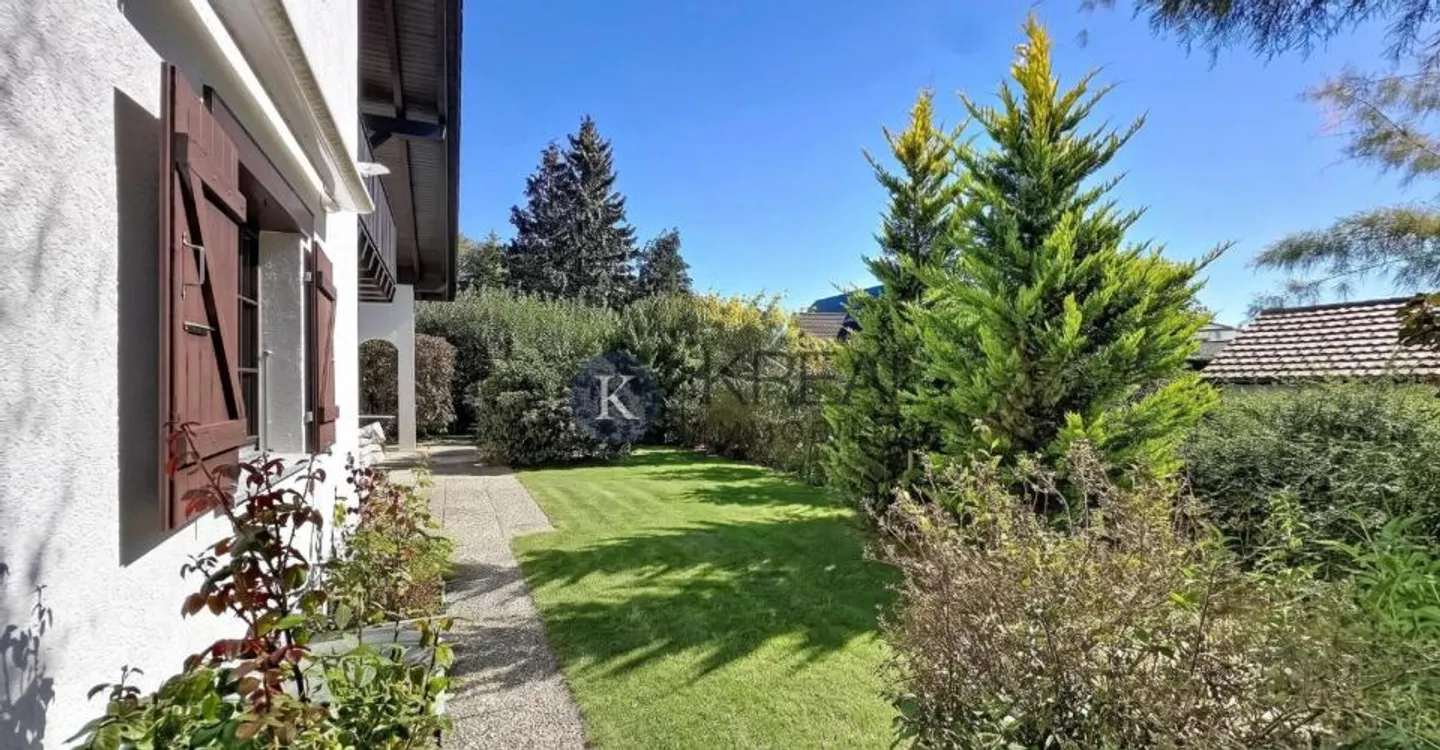 Charming Villa in Quiet Area - Photo 1 of 12