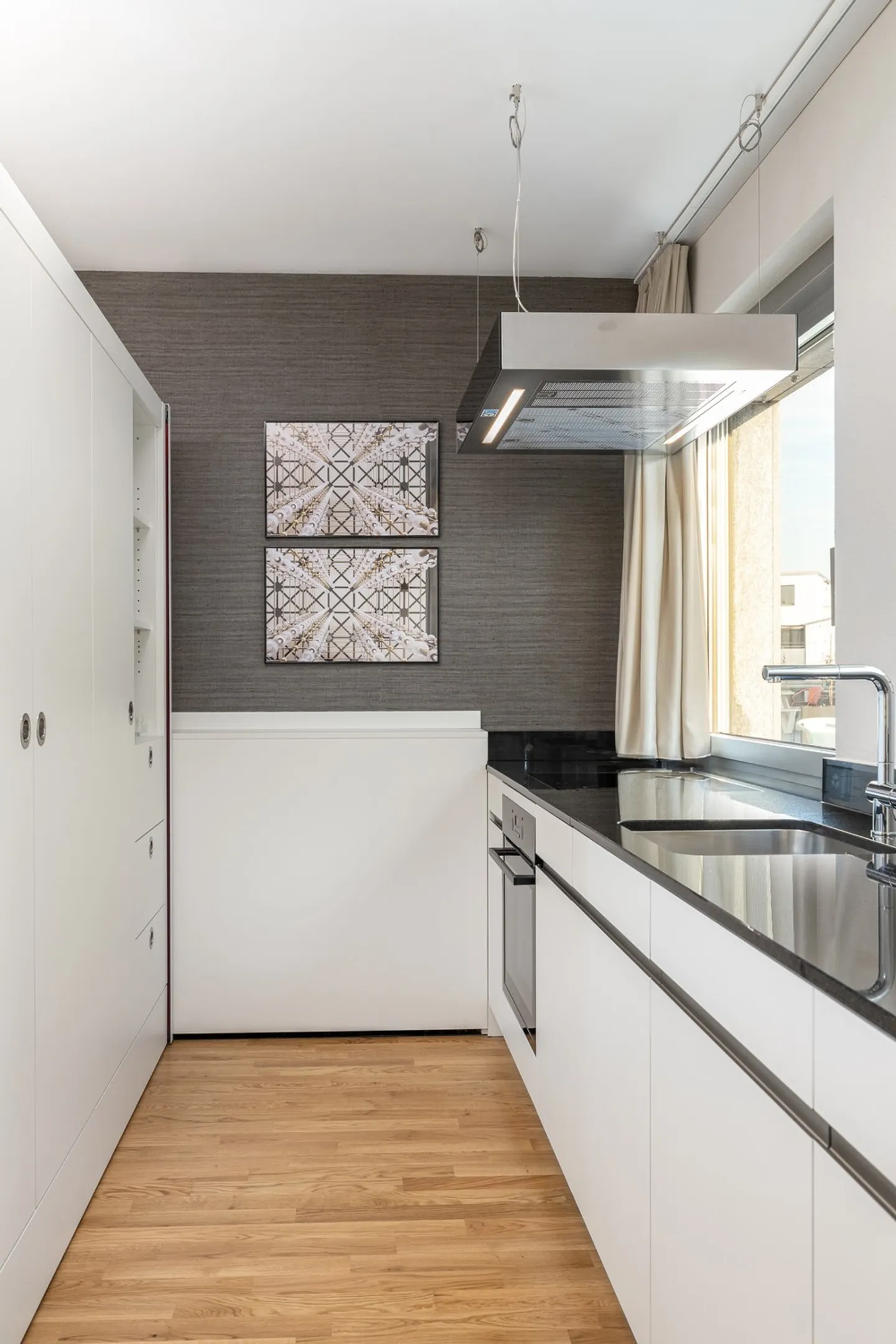 Furnished Apartment in Zurich - Photo 3 of 5