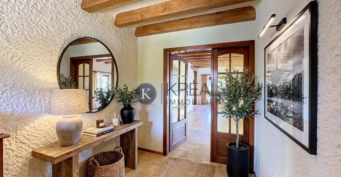 Charming Villa in Quiet Area - Photo 3 of 12