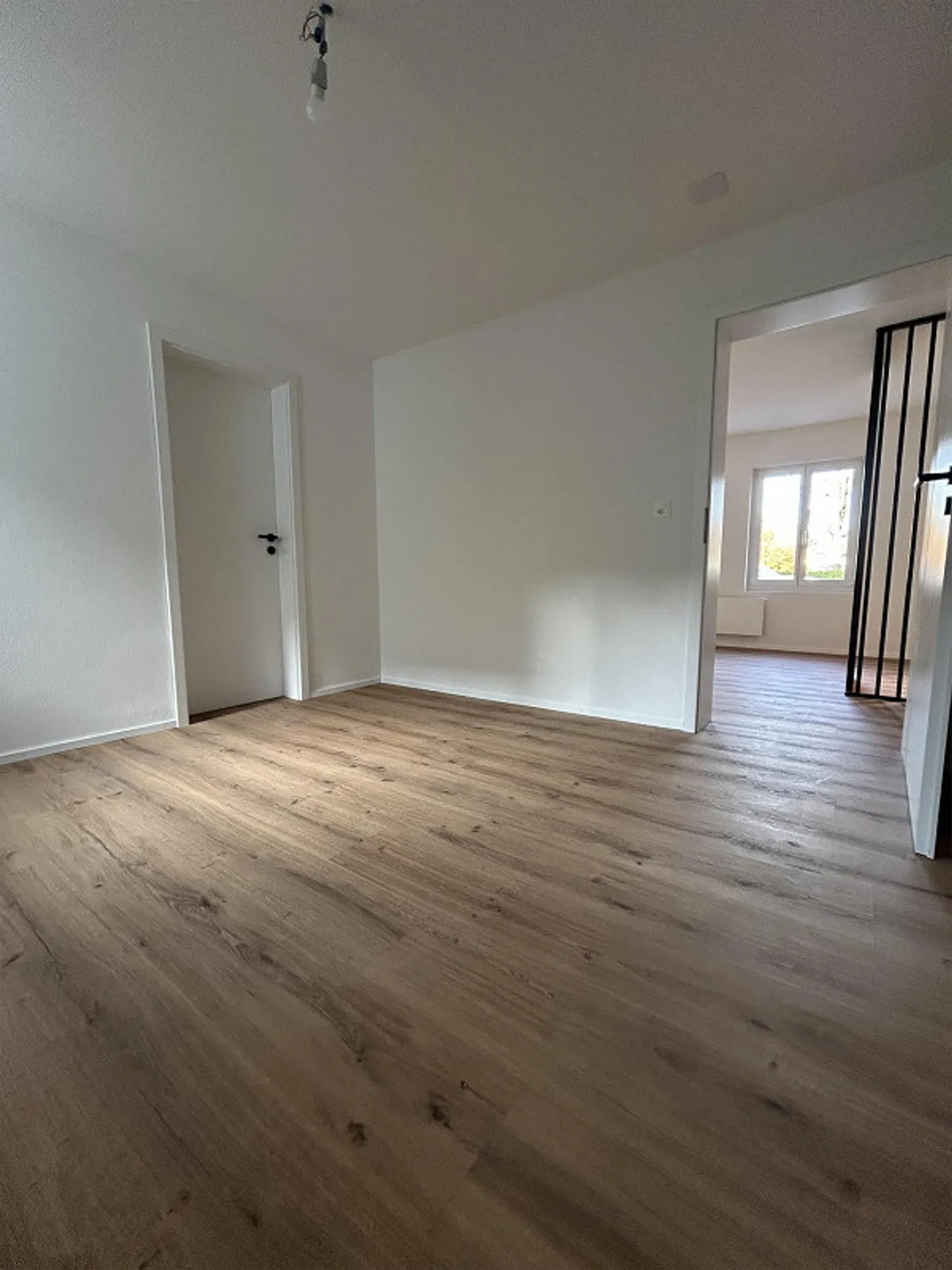 Maison moderne avec un appartement séparé - Photo 17 sur 18