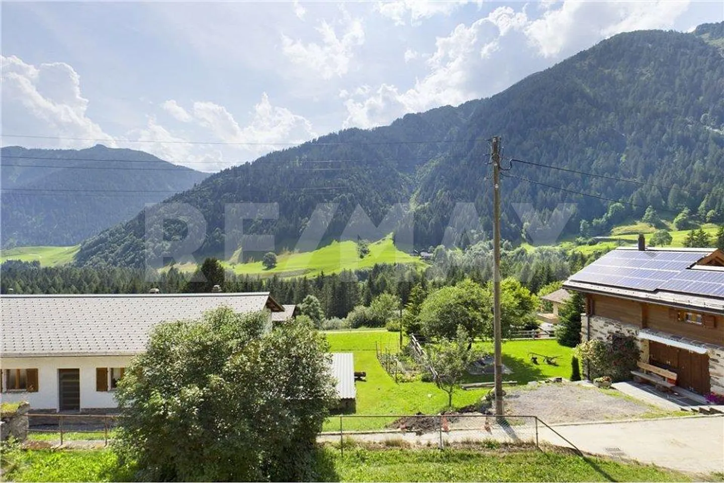 Magnifique rustique dans la vallée ensoleillée de Blenio - Photo 3 sur 13
