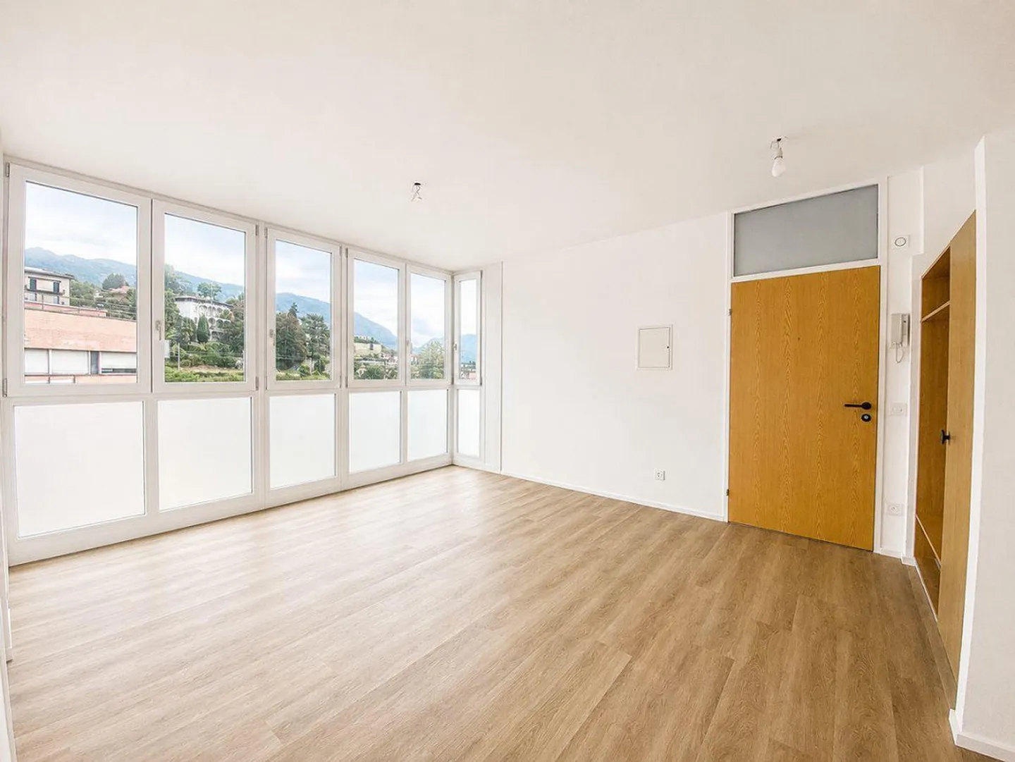 Charmante Wohnung in Balerna - Foto 8 von 9