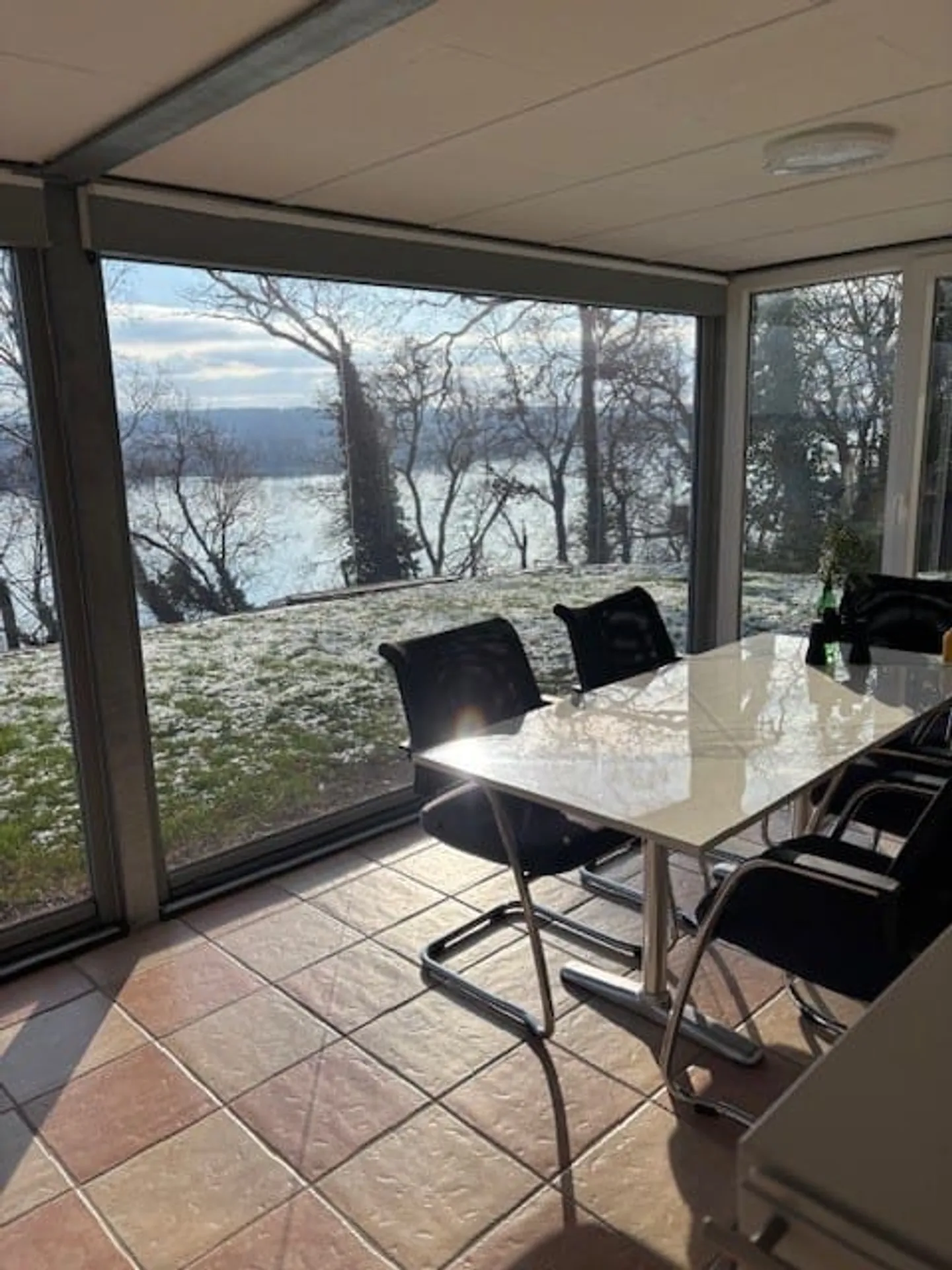 Charming Villa with Lake View - Photo 3 of 11