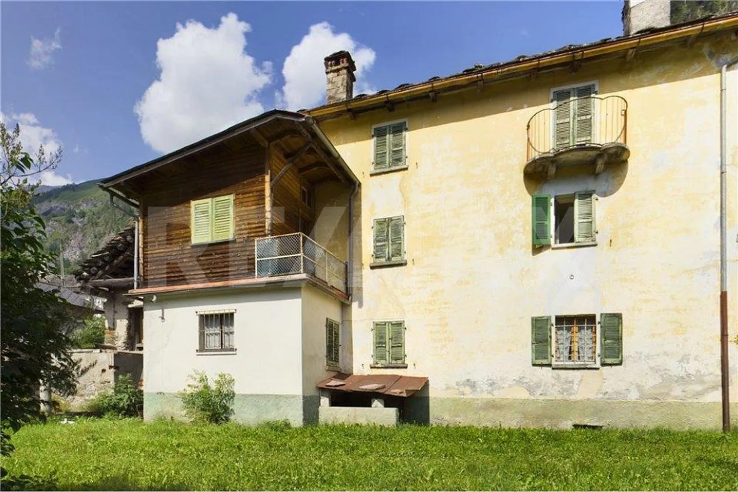 Magnifique rustique dans la vallée ensoleillée de Blenio - Photo 7 sur 13