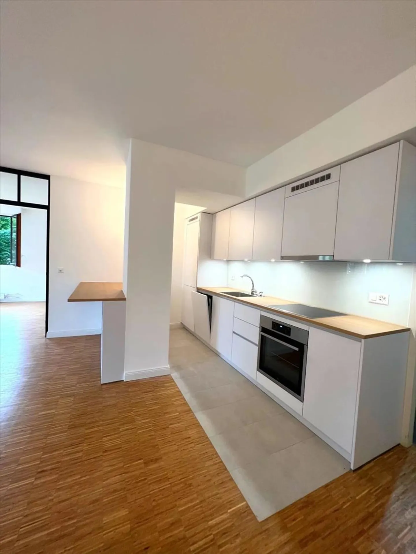 2-room apartment - Photo 1 of 7