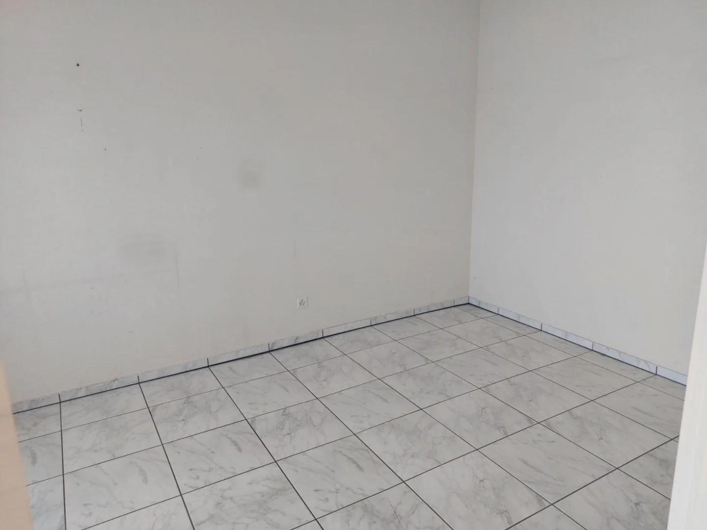 Extraordinary 2.5-room apartment with wellness oasis - Photo 19 of 21