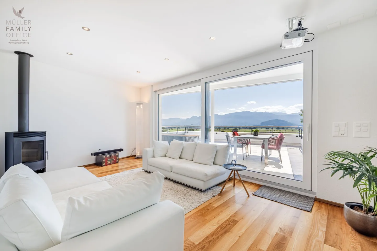 Maison individuelle exclusive de 6 1/2 pièces avec des équipements de haute qualité - Photo 8 sur 13