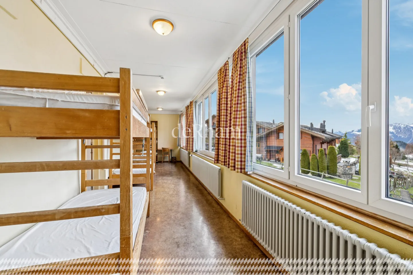 Bâtiment de revenus - Photo 8 sur 12