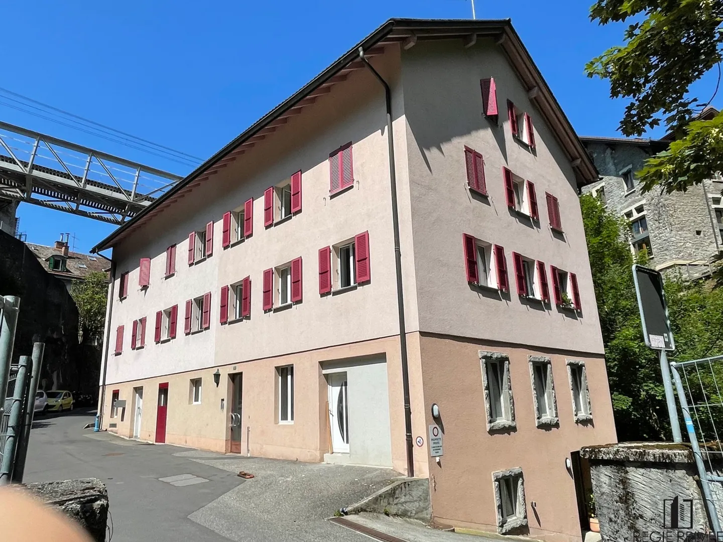 Appartement à vendre - Photo 1 sur 3