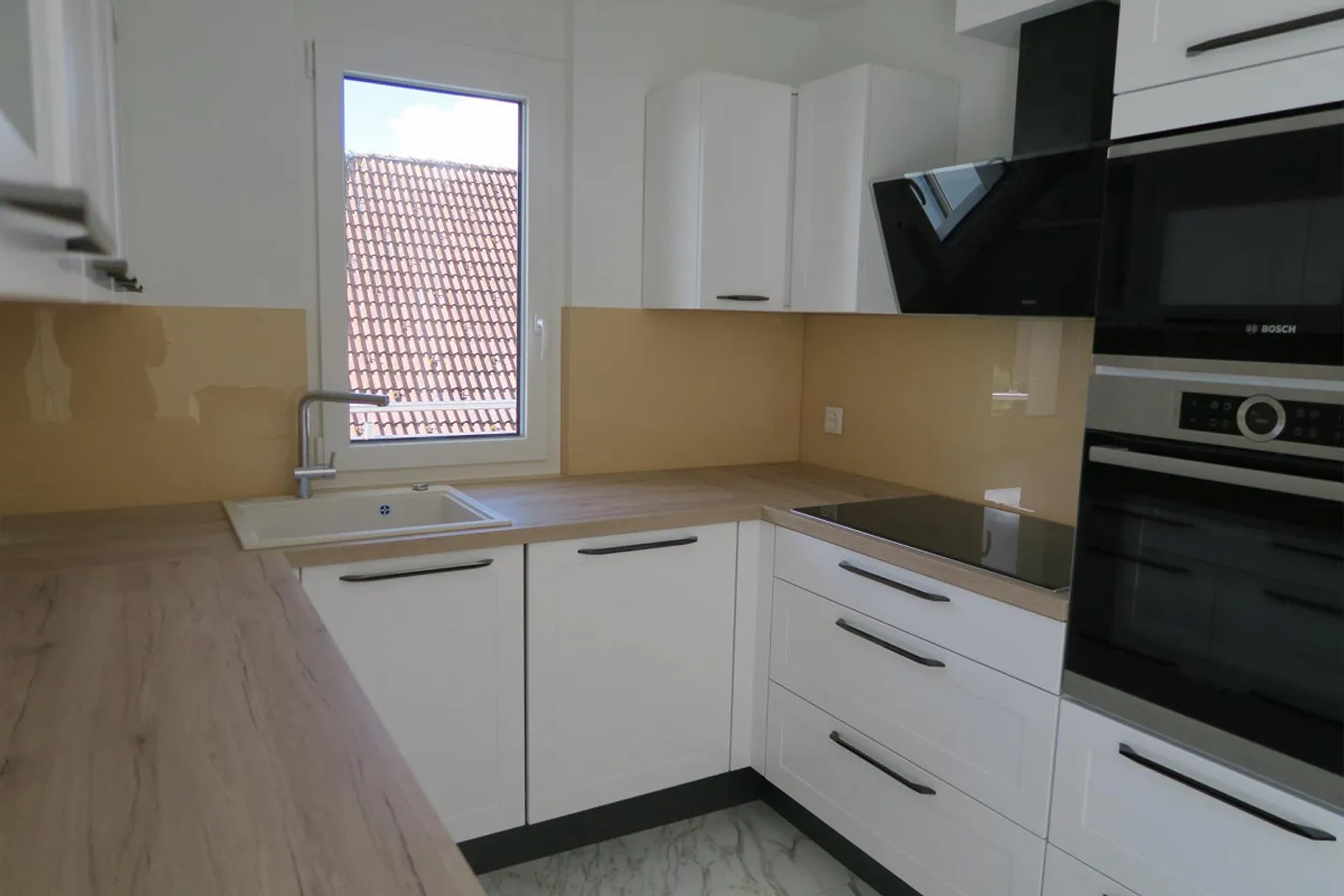 Geräumiges Penthouse mit Aussicht - Foto 3 von 8