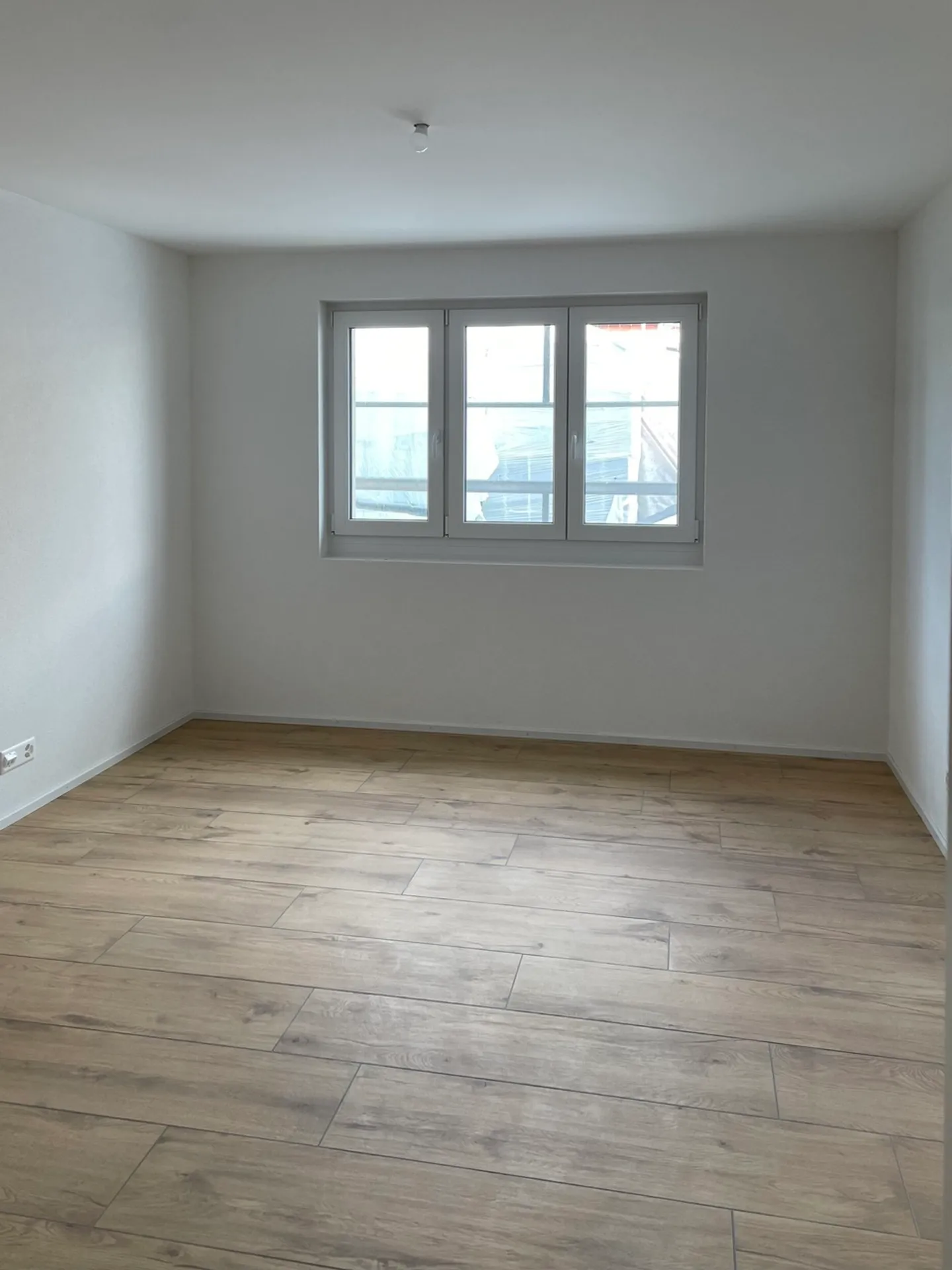 Magnifico NUOVO appartamento di 4,5 stanze con giardino nel quartiere delle ville - Foto 9 di 11