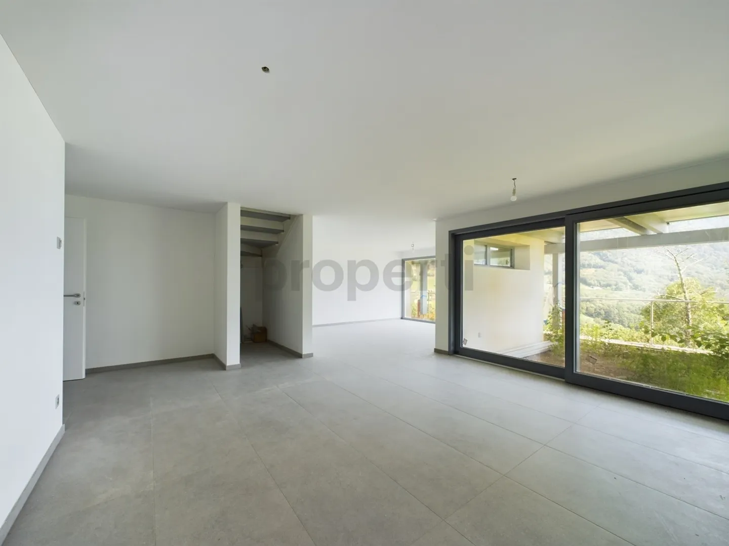 Moderne Villa mit atemberaubendem Blick - Foto 12 von 13