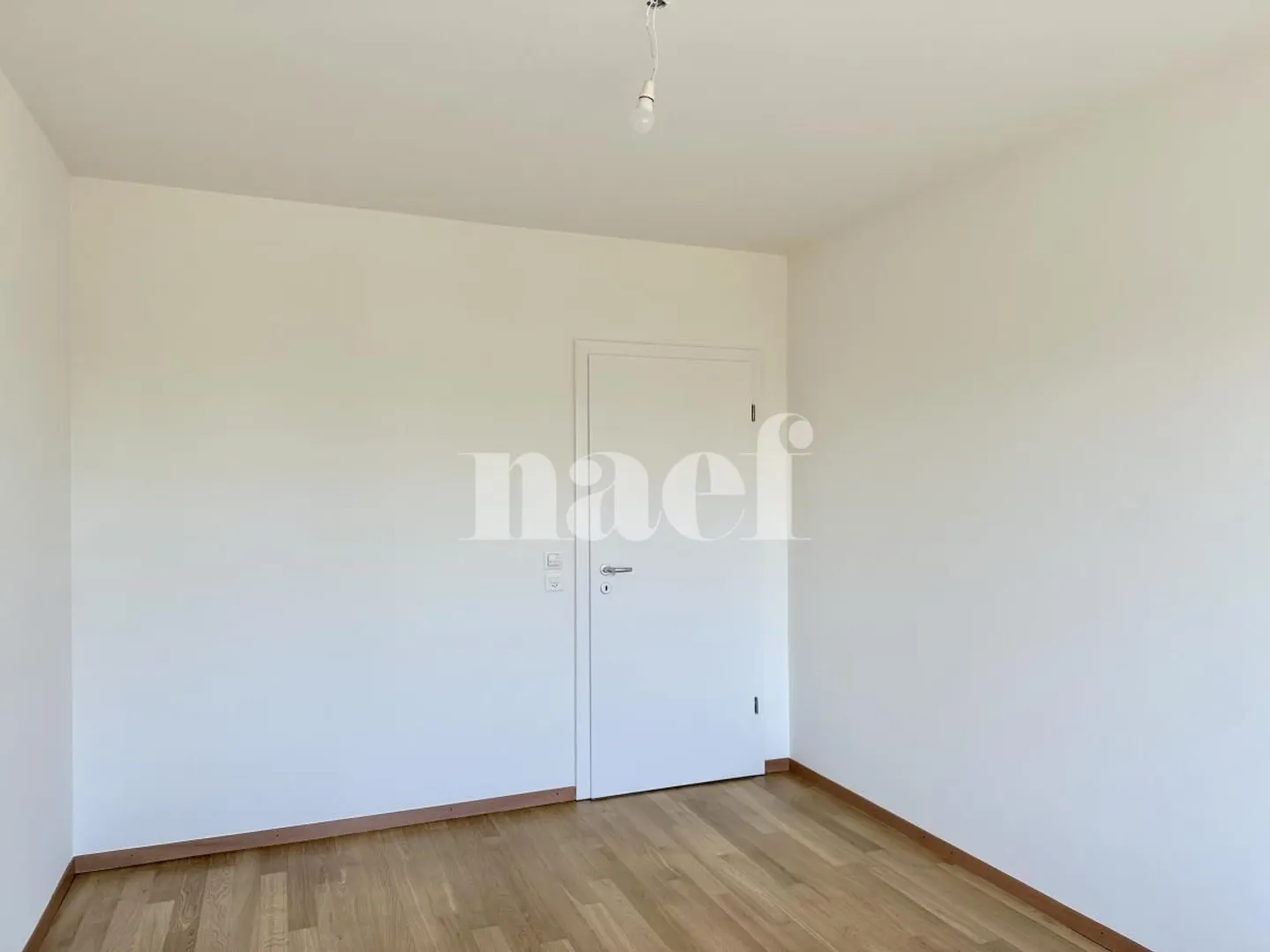 Appartamento luminoso e spazioso di 6 stanze con grande terrazza - Foto 8 di 13