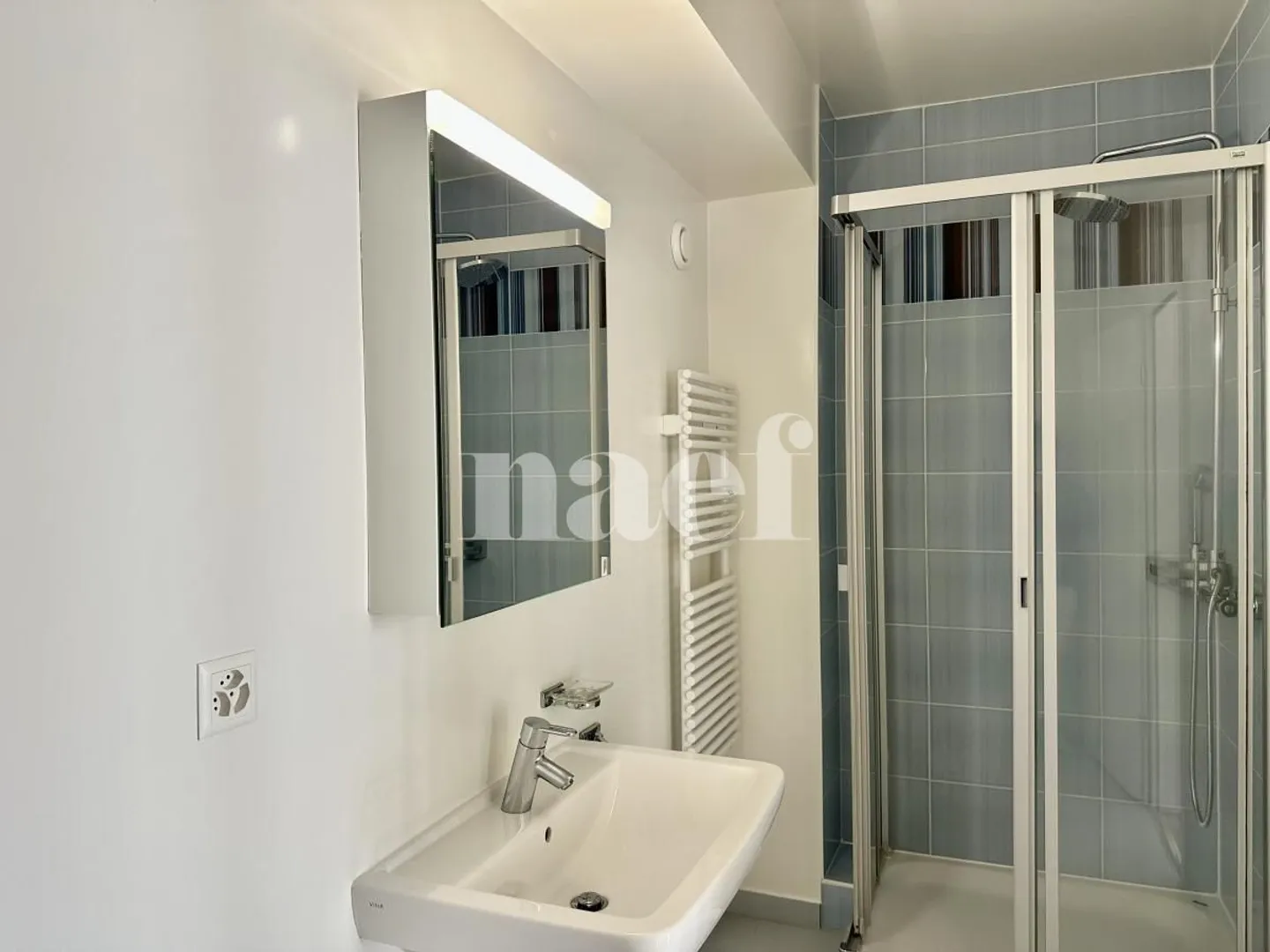 Appartamento luminoso e spazioso di 6 stanze con grande terrazza - Foto 12 di 13