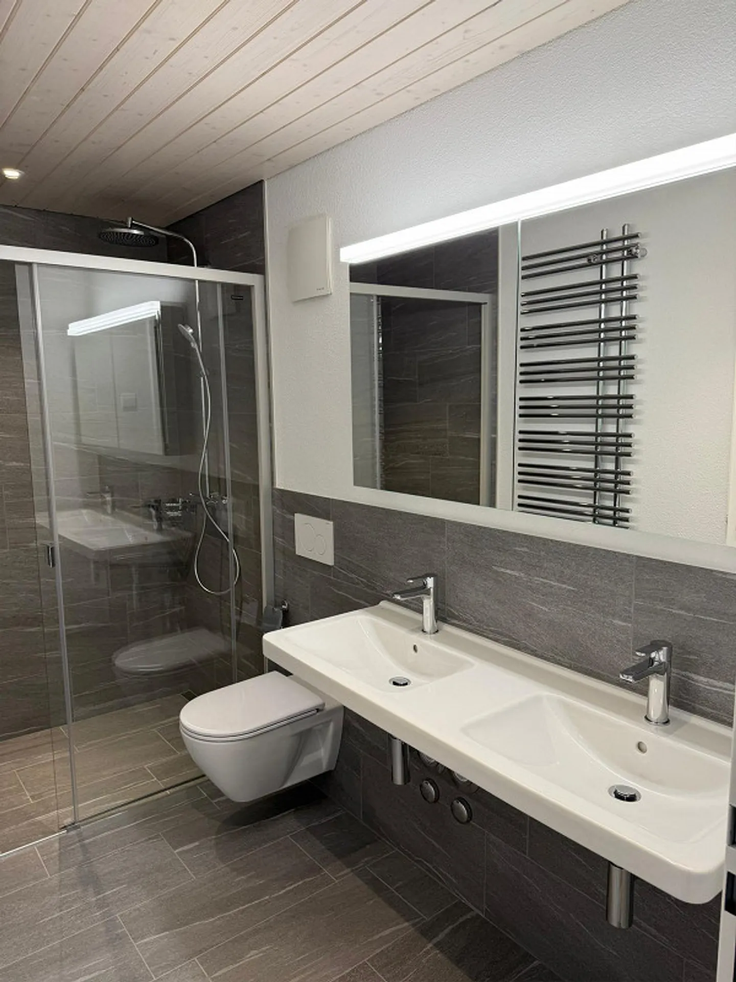 Exclusive 5½-room penthouse apartment in the "Krone" development - Photo 6 of 12