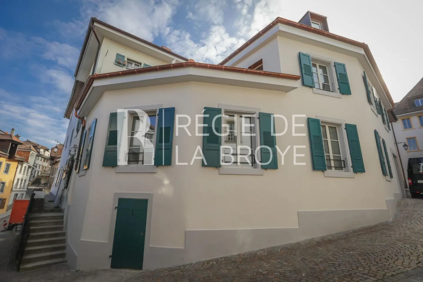 Superbo appartamento di 2,5 locali in mansarda a Estavayer-le-Lac - Foto 11 di 11