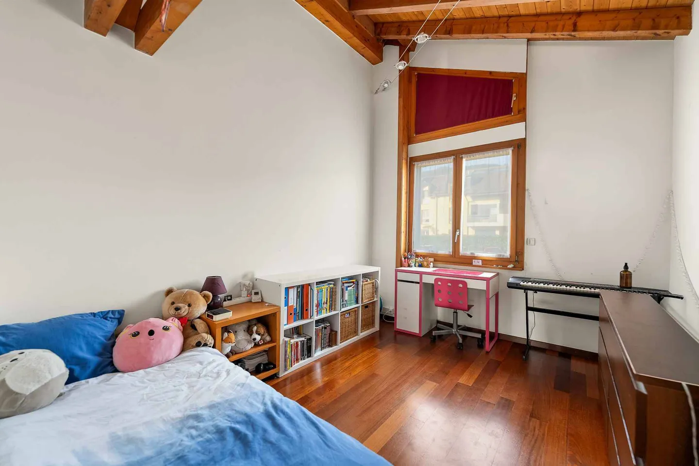 Villa Incantevole con Vista Lago - Foto 5 di 11