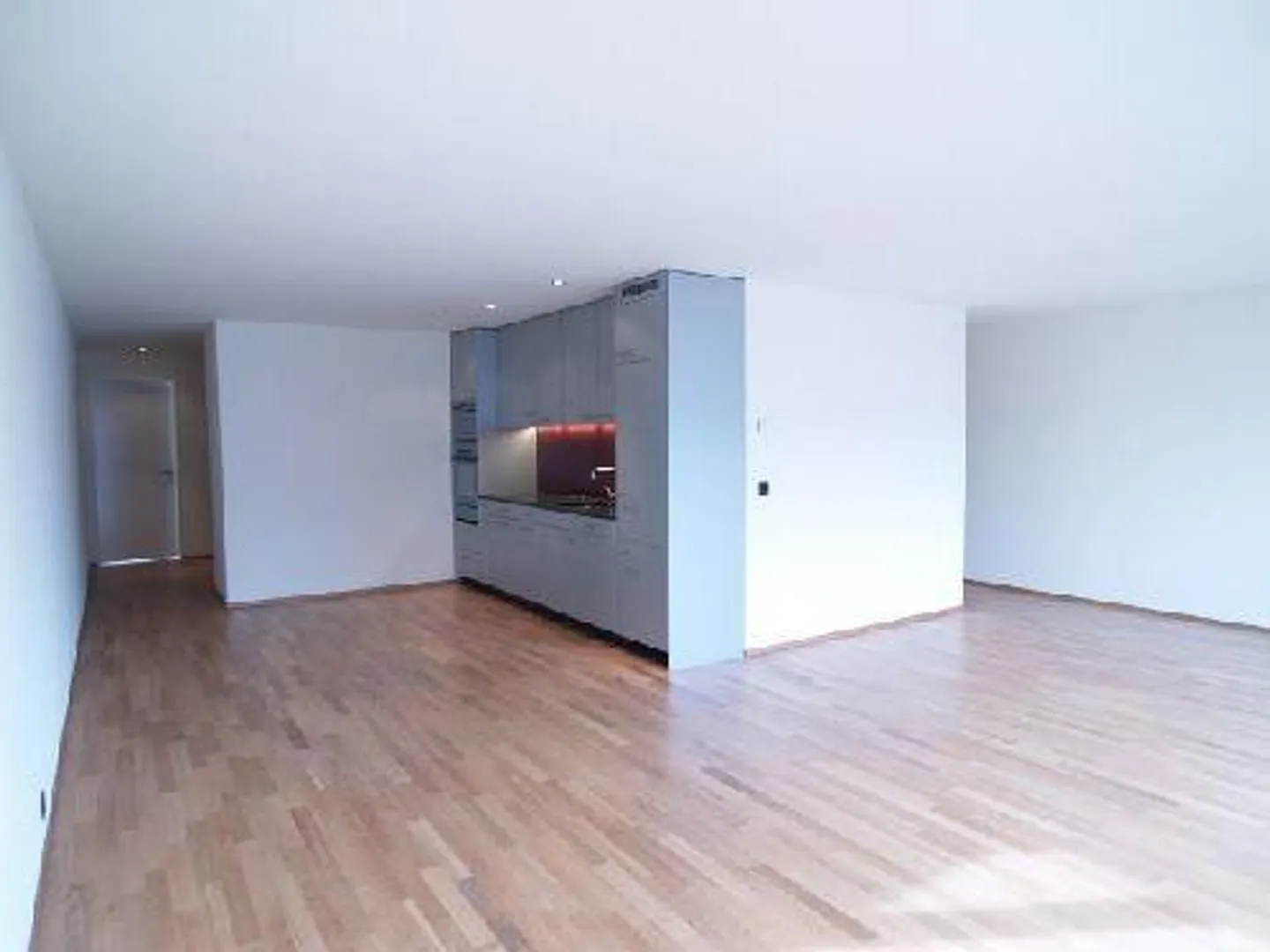 Charmante Wohnung in Grüner Umgebung - Foto 3 von 5