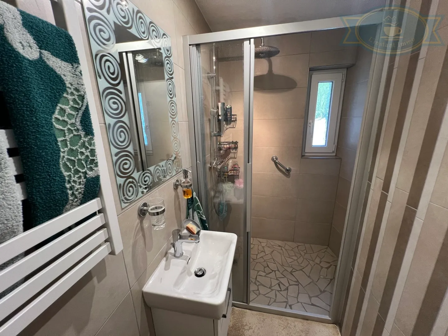 Villa familiare luminosa con grande giardino a Cornol - Foto 10 di 14