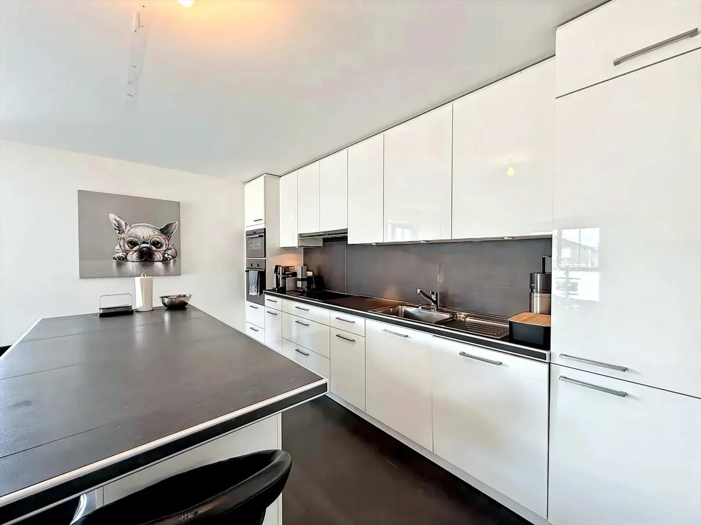 3.5 Room Apartment - Photo 1 of 8