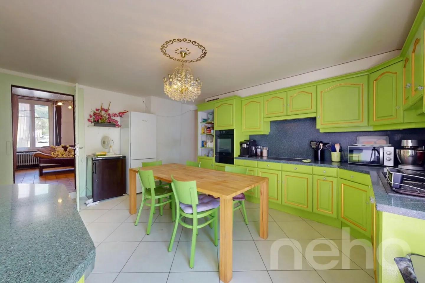 Immeuble unique à rénover - Propriété lumineuse aux volumes généreux - Photo 8 sur 12