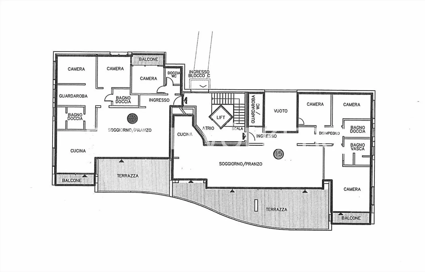 Prestigious penthouse with breathtaking lake view - Photo 12 of 12