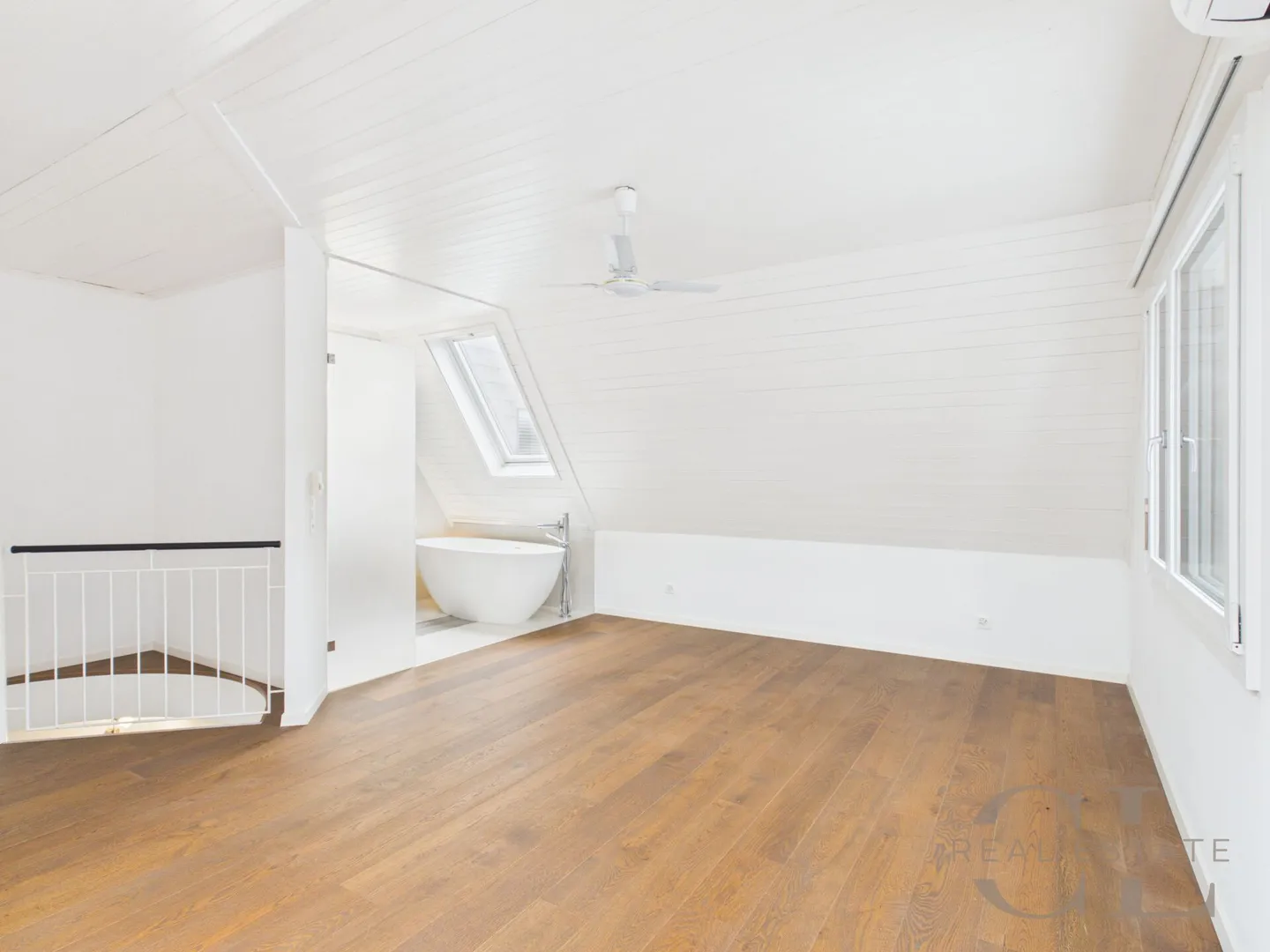 Maison de ville attrayante de 4,5 pièces avec garage - Photo 3 sur 15