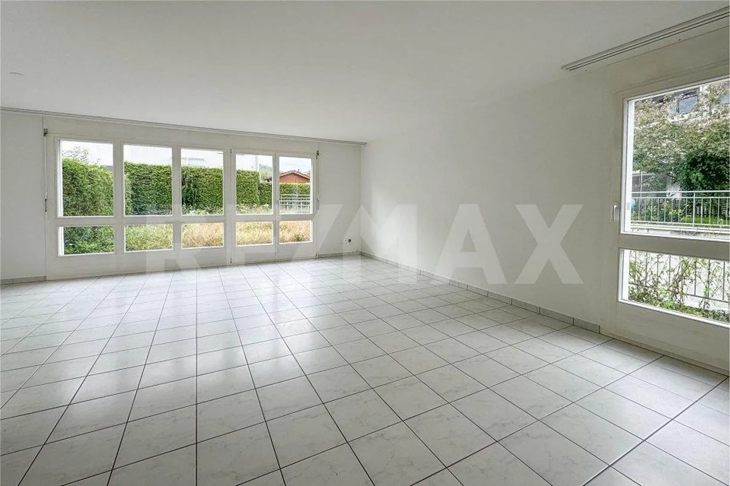 Maison 5.5 pièces - Foto 2 von 9