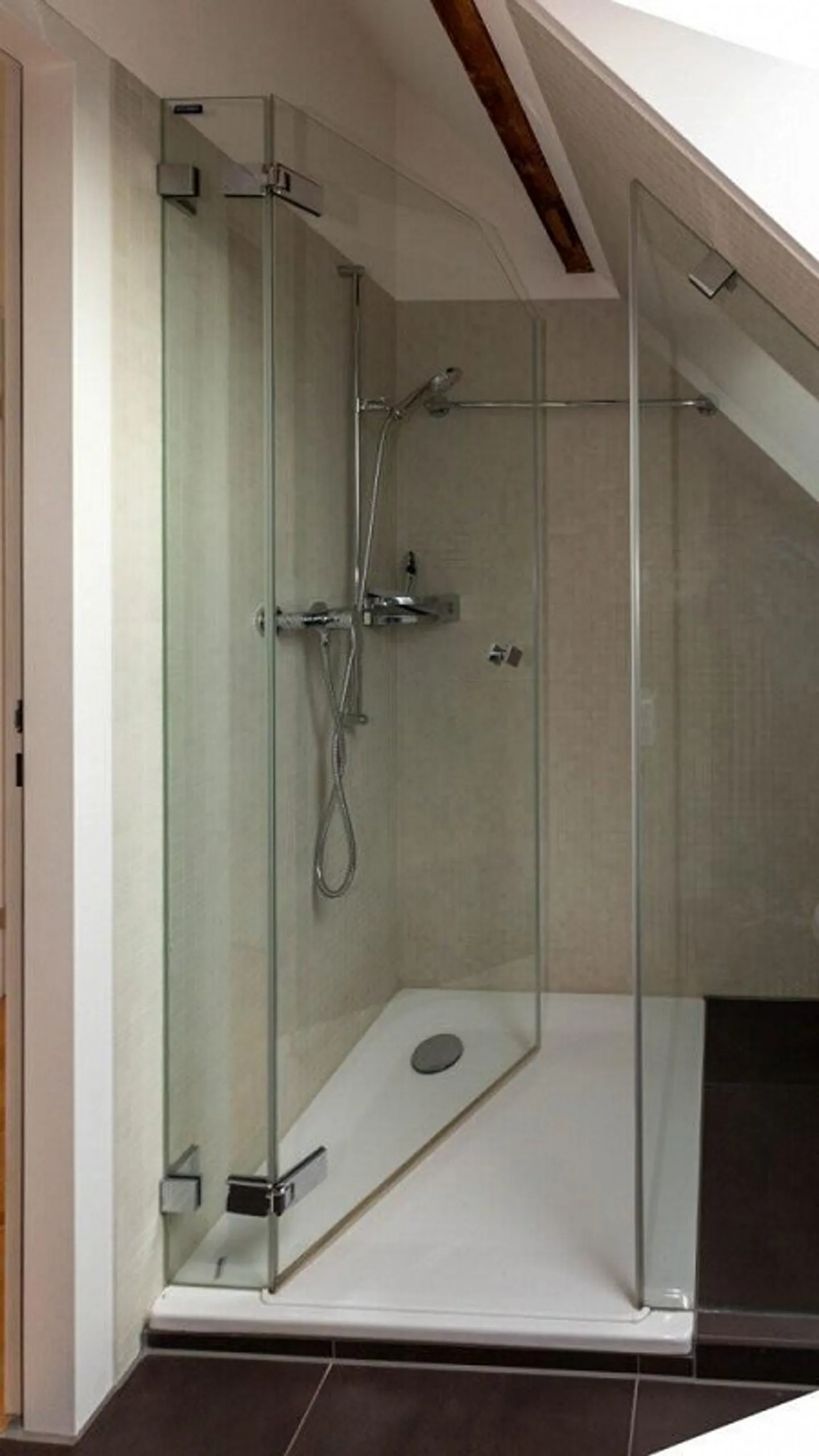 Stilvolle Wohnung in Kreis 6 - Foto 8 von 12