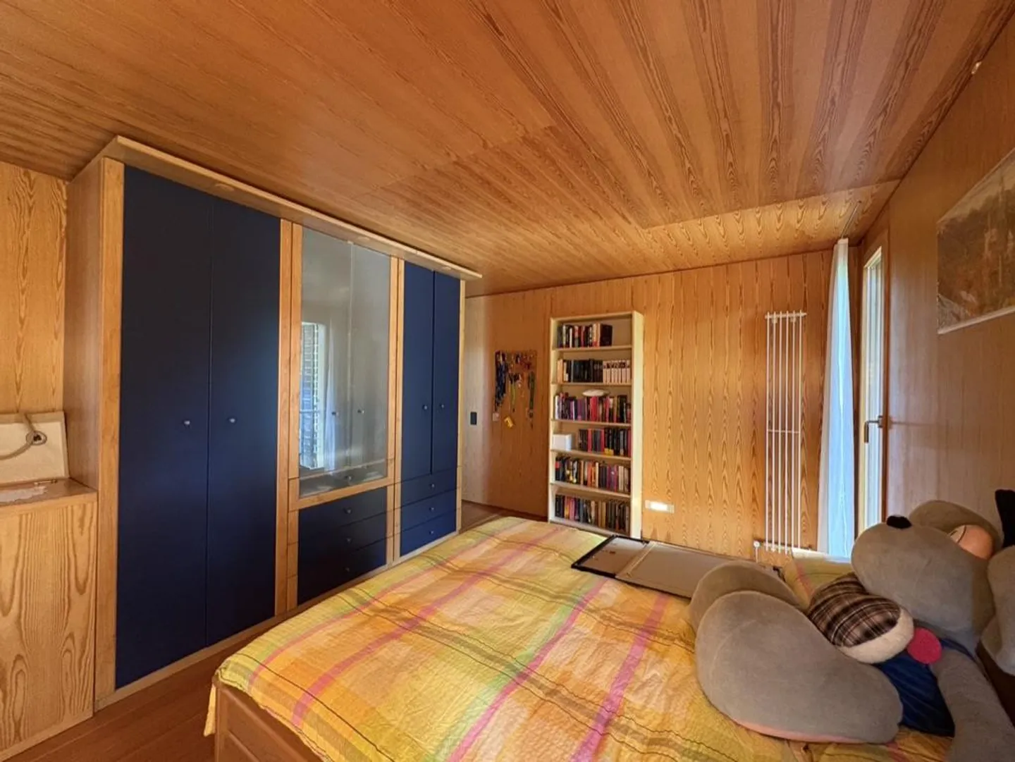 Casa in legno elegante nella natura - Foto 11 di 30
