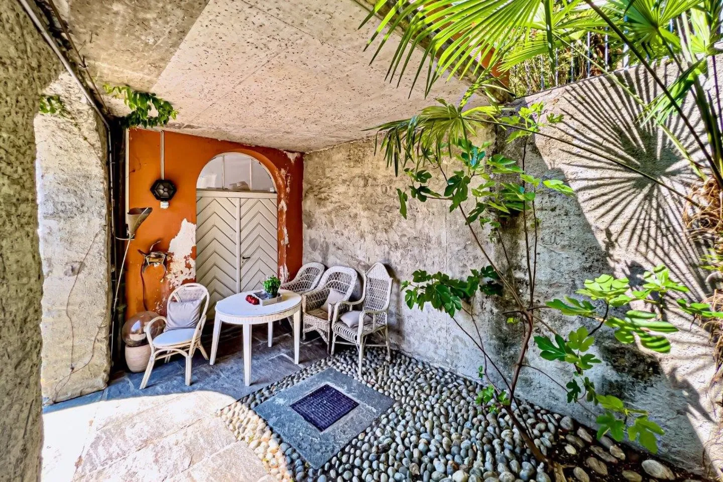 Duplex-Wohnung in historischer Villa - Foto 2 von 6