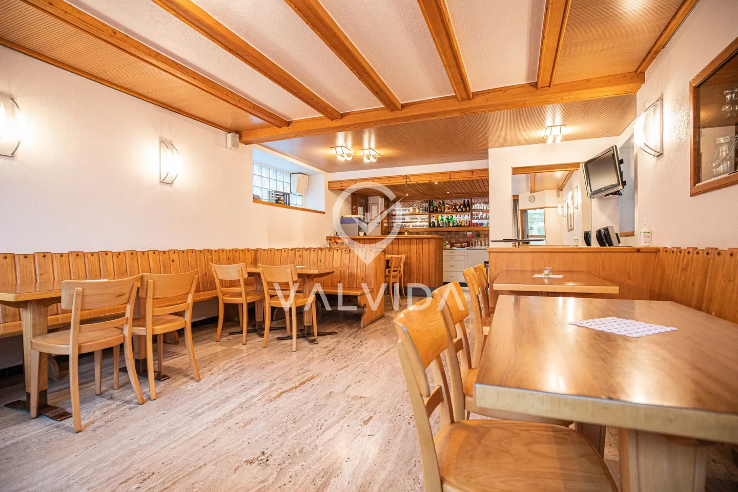 Ristorante de la Poste incl. appartamento di 4,5 vani - Foto 1 di 12