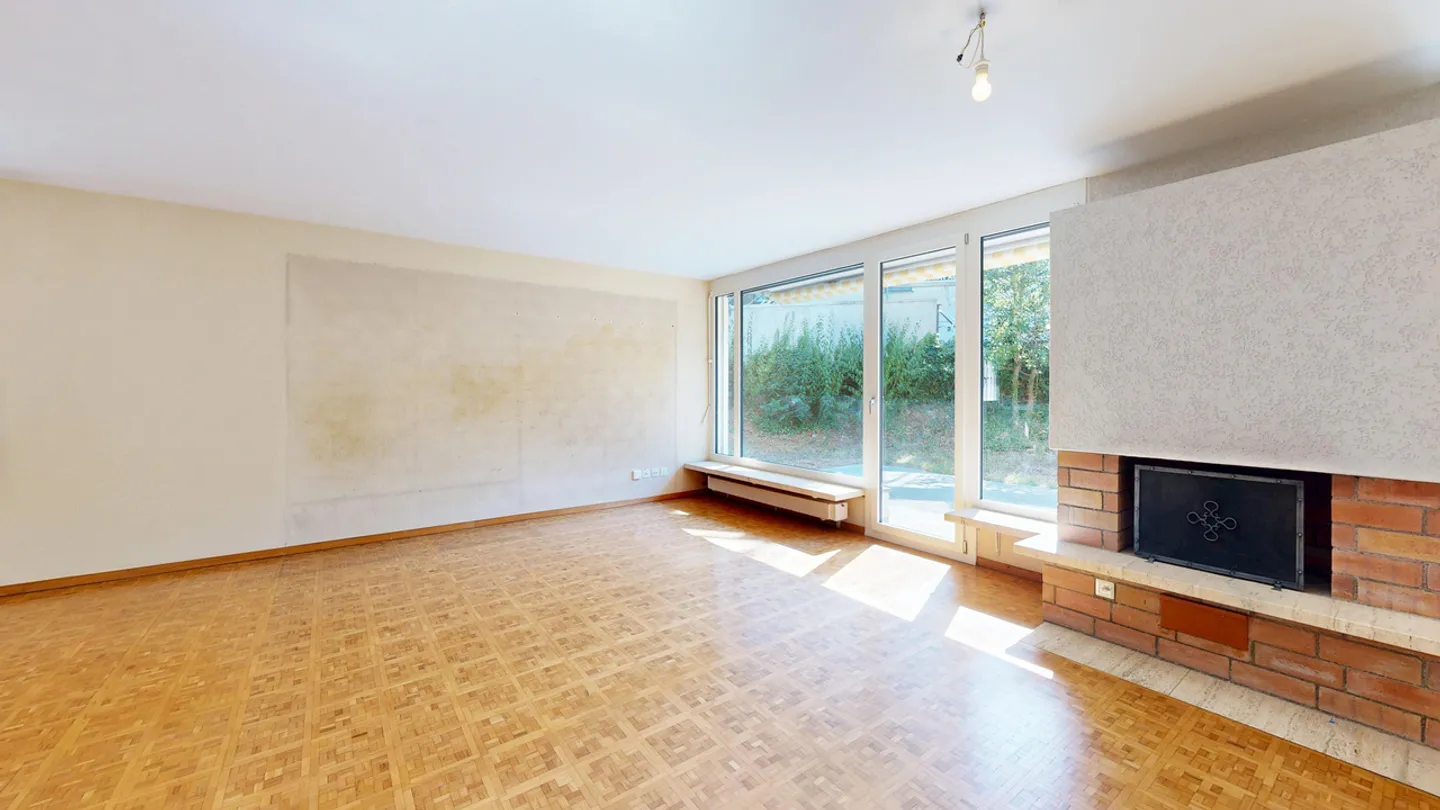 Charmantes 6.5-Zimmer-Doppeleinfamilienhaus an attraktiver Lage - Photo 4 of 17